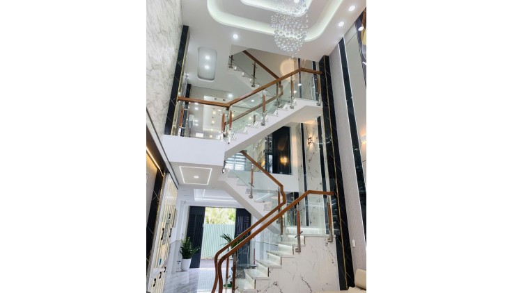 CHỈ 6.5 TỶ, Nhà Đẹp 103M², 3 Tầng/3 Phòng Ngủ, HẺM Ô TÔ✨ QUANG TRUNG Gò Vấp